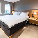 Radisson Blu Atlantic Hotel, Otel