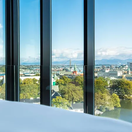 Radisson Blu Atlantic Hotel, Szálloda